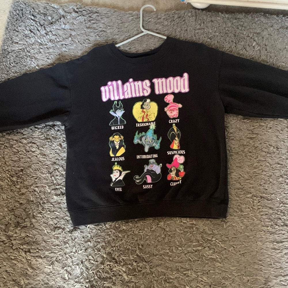 Sweatshirt